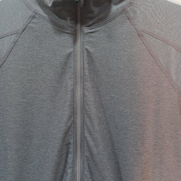 Athleta Women's Half Zip Pull Over Active top size S gray color - Picture 8 of 10